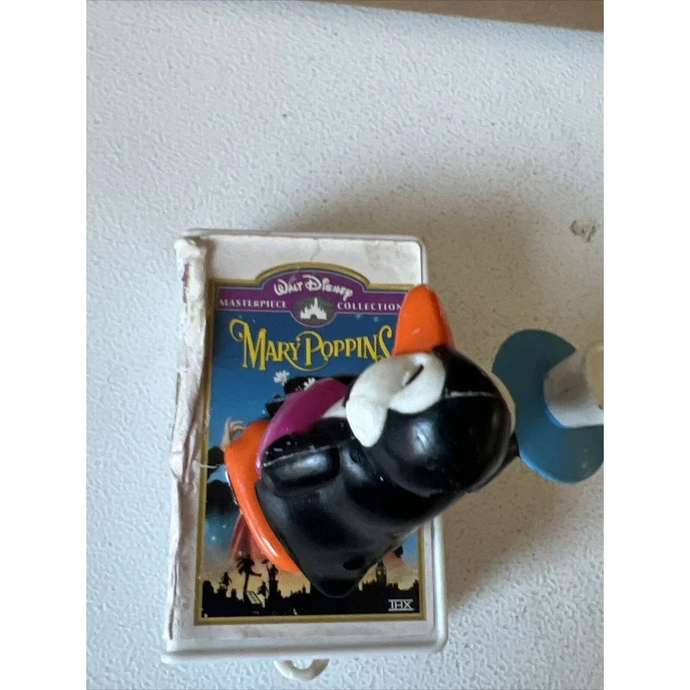 DISNEY'S MARY POPPINS TOY MCDONALD'S VIDEO FAVORITES 1998 Penguin Butler